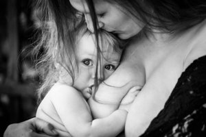 breastfeeding-03.jpg